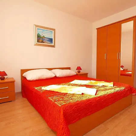 Fuer 6 Personen Ca 100 Qm In Fazana, Istrien Istrische Riviera Apartment Fazana