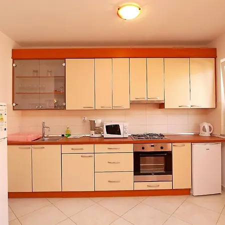 Fuer 6 Personen Ca 100 Qm In Fazana, Istrien Istrische Riviera *